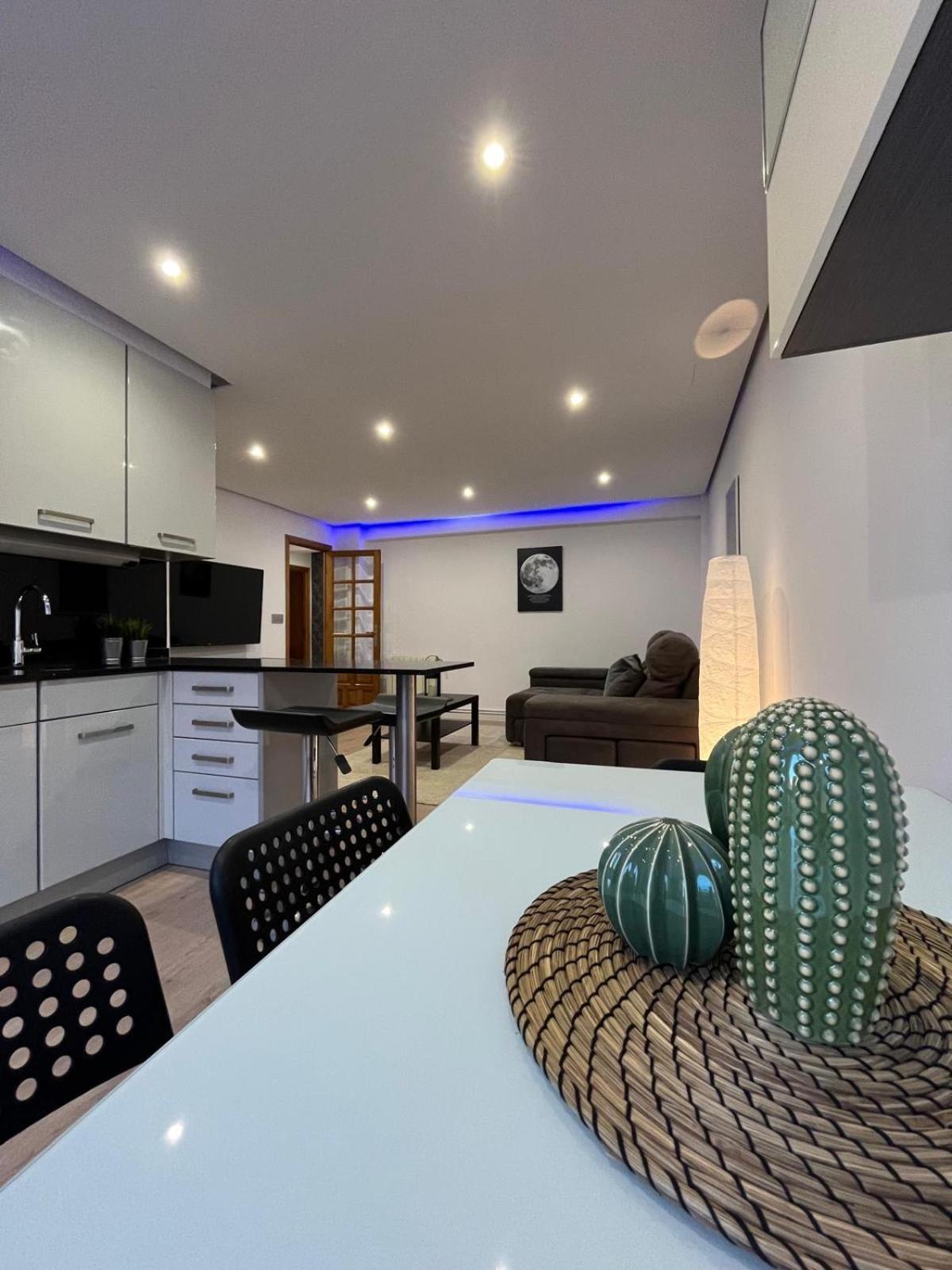 Exclusivo Apartamento En El Centro Vigo Exterior photo